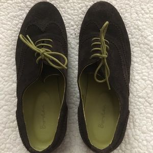 Suede women’s Boden oxfords.